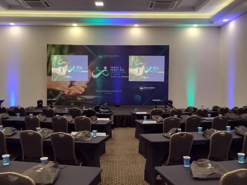 Locação de projetor para convenção corporativa em hotel em Ribeirão Preto